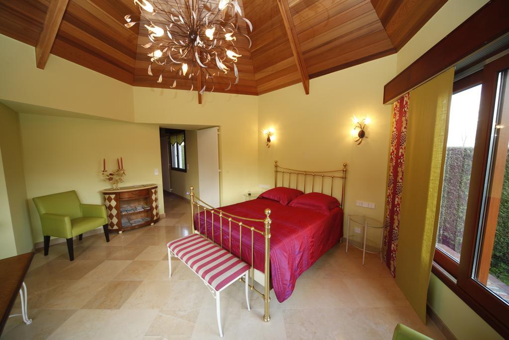 Wismes La Coulonniere B&B 외부 사진